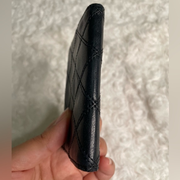 Chanel Black Bicolore CC Logo Lambskin Coin Case Wallet ๐ค - Picture 7 of 17